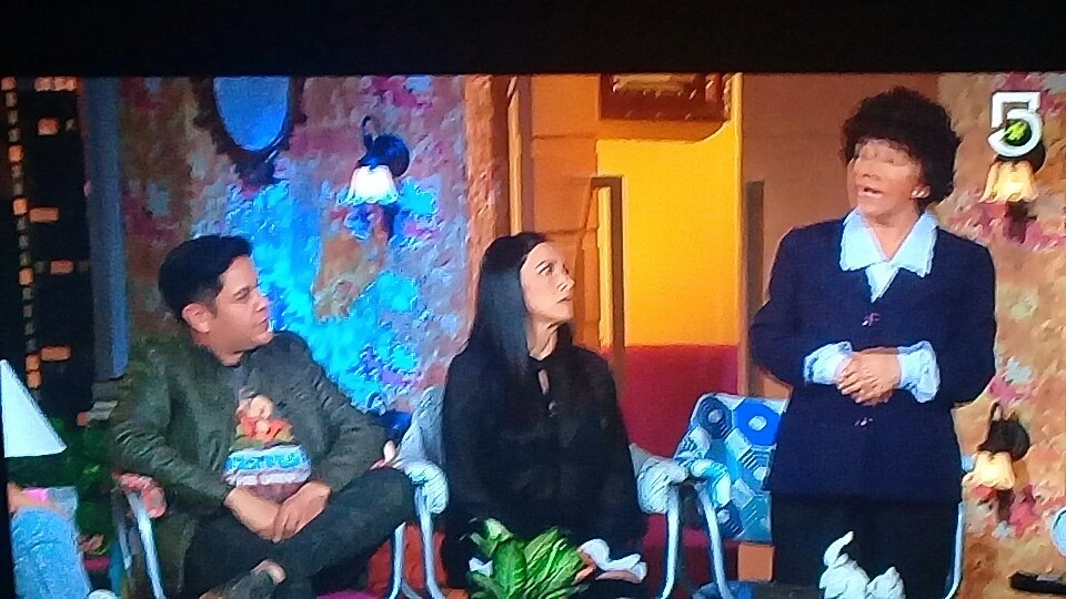 lo0cko0's tweet image. #DLycompania #MejorPrograma @DonaLucha @dlycompania @DalilahPolanco 😚😚