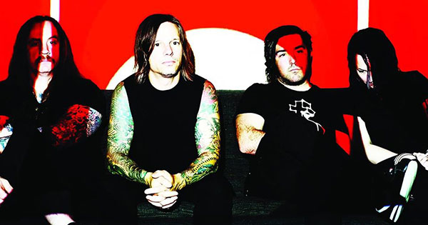 HORSENECK (Ex-Will Haven, Chelsea Wolfe) Premiere New Video lambgoat.com/bits/14309/HOR…