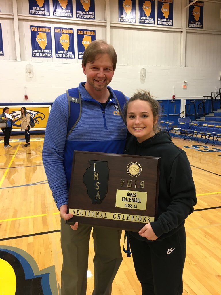 rachelkrasowski's tweet photo. @jltyrrell8 @SandburgHS @SraMendozaCS @MrJaySandburg @Janineneno @GregGardner718 @SandburgCC @SchachtAttack24 @csbaseball1 @McWoolley3 @kkruegerCSHS @Historyx1776 Just a few of the many elite people I’ve been fortunate to have in my life. Thank you Sandburg. The class of 2020 misses you!! 🥺❤️ #elitealways @jltyrrell8 @SandburgHS @CSVBwomen @CoachMorso7 @SandburgTennis https://t.co/xsdeT5C4NK