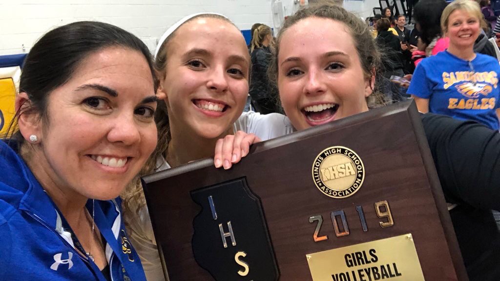 rachelkrasowski's tweet photo. @jltyrrell8 @SandburgHS @SraMendozaCS @MrJaySandburg @Janineneno @GregGardner718 @SandburgCC @SchachtAttack24 @csbaseball1 @McWoolley3 @kkruegerCSHS @Historyx1776 Just a few of the many elite people I’ve been fortunate to have in my life. Thank you Sandburg. The class of 2020 misses you!! 🥺❤️ #elitealways @jltyrrell8 @SandburgHS @CSVBwomen @CoachMorso7 @SandburgTennis https://t.co/xsdeT5C4NK
