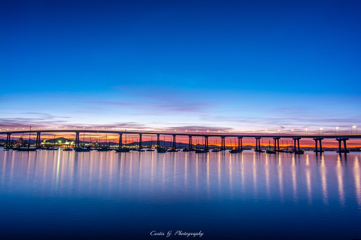 CurtisG_24's tweet photo. #HorizonBridge - No caption just Rip Nip Hussle the Great! #TMC #SanDiego https://t.co/npKsnKYzQM
