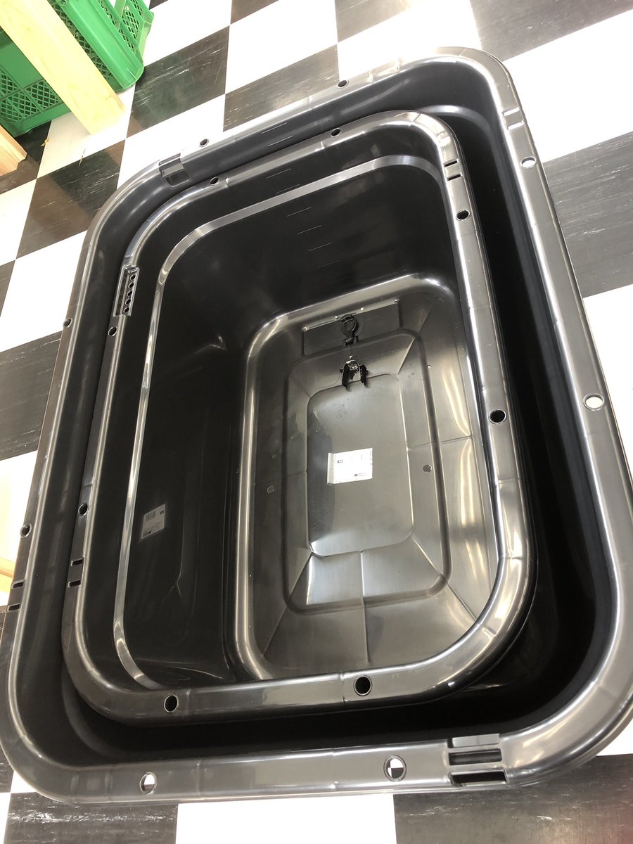 チャーム公式 館林店 館林店 Charm 角型タライ 黒 1型 館林店にて販売を開始しました かな り使い勝手が良さそうです 金魚メダカは勿論 睡蓮とかにも良さそうです アイデア次第では使い方は無限大だと思います 中に入ってるのは80型です チャーム公式 館林店 館林店 Charm 角型タライ 黒 1型 館林店にて販売を開始しました かな り使い勝手が良さそうです 金魚メダカは勿論 睡蓮とかにも良さそうです アイデア次第では使い方は無限大だと思います 中に入ってるのは80型です