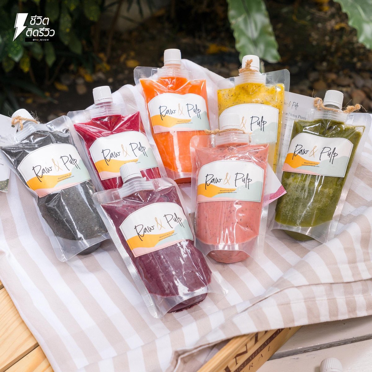 Tid_Review's tweet photo. #น้ำเพียวเร่ผลไม้สด100%

ชื่อร้าน : RawandPulp
ราคา : ไซซ์ใหญ่ 139 บาททุกรส (เฉพาะรส Purple Reviver และ รส Red Healing 179 บาท)
สั่งได้ทุกวัน ยกเว้นวันอาทิตย์ 
Facebook : Raw&amp;Pulp
LINE : rawandpulp
IG : rawandpulp
เบอร์ติดต่อ : 095-210-7555

#ชีวิตติดรีวิว #เรื่องรีวิวใว้ใจเจ๊ https://t.co/QkpZVRFjGa