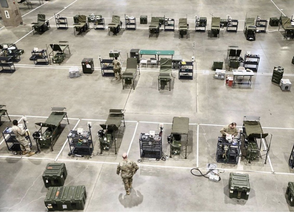USArmy's tweet photo. It is AMAZING to see what our Soldiers &amp; engineers can do!

Soldiers transform #CenturylinkFieldEventCenter in downtown #Seattle from a sports arena into a fully-operational field hospital.

📷 Sgt. 1st Class Brent C. Powell

#ArmyCOVID19Fight #KillTheVirus https://t.co/2pI7efdudv