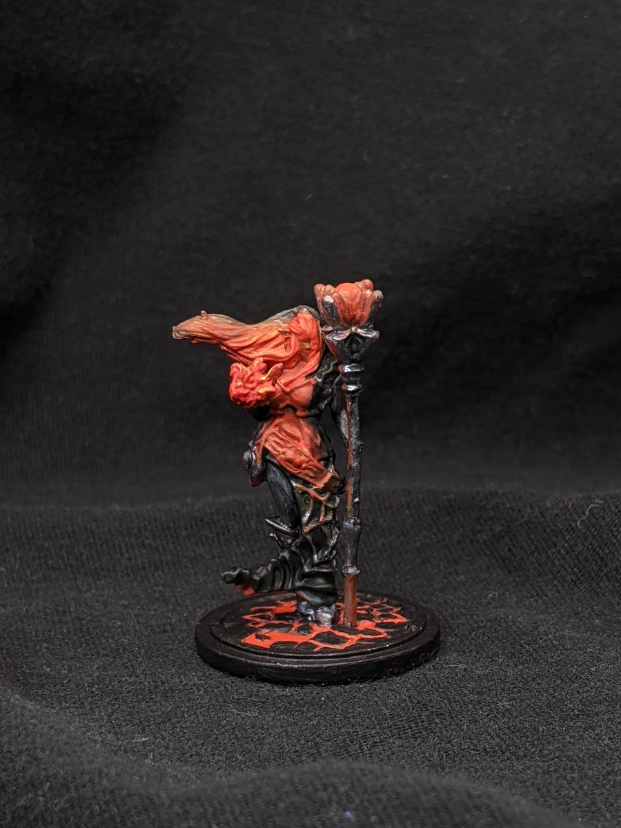 DtgPainting's tweet photo. The Dark Elves pt IV
#miniatures #miniature #art #miniaturepainting #painting #tabletop #hobby #paintingminiatures #handmade #fantasy #dnd #pathfinder #dungeonsanddragons #tabletopgaming #minis #boardgames #nofilter #darkelf #magic #sorceress #glowingeyes #objectsourcelighting https://t.co/IuqkhOoYTU