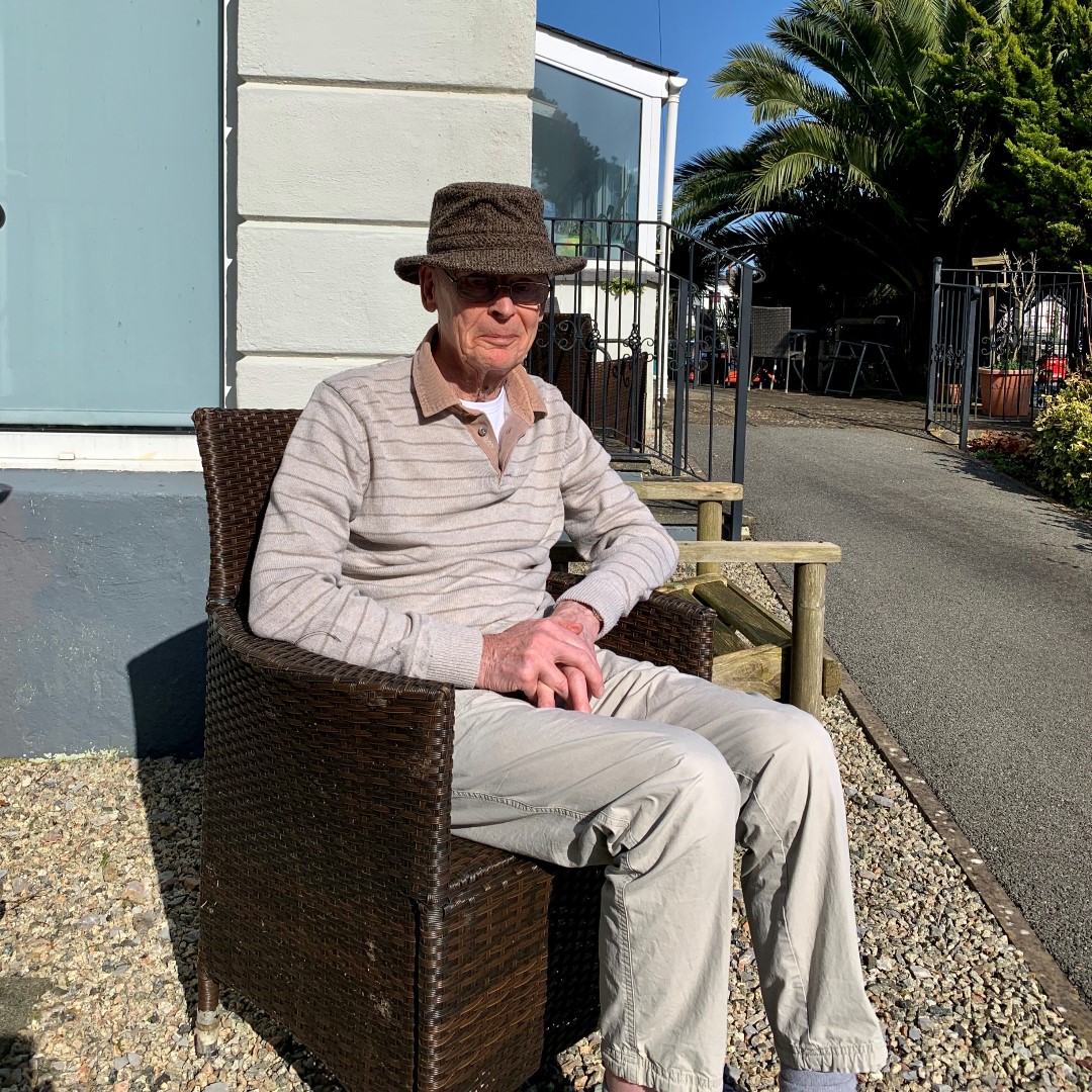 torcare's tweet photo. Our Porte Rouge Artist in Residence  Ray has taken inspiration from the sunshine and been sketching magnificently. #torcare #art #coronoviruslockdownuk #carehome #cornwall https://t.co/XicmTHKMID
