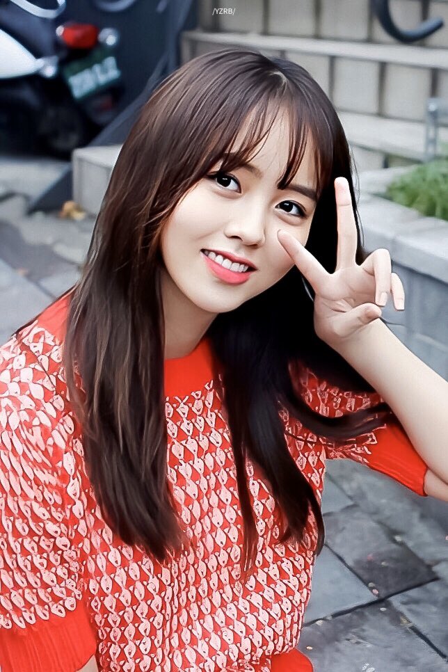 wuLiwuLi6_4duck's tweet photo. 画报拍摄花絮
修图
❤️

#金所泫 
#김소현 
#KimSoHyun https://t.co/m2nwcP9FJ9