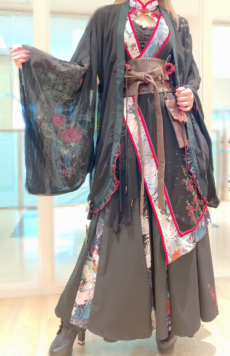 一度着用後しまっておりましたozz oneste 着物袖シースルー羽織り 一度着用後しまっておりましたozz oneste 着物袖シースルー羽織り
