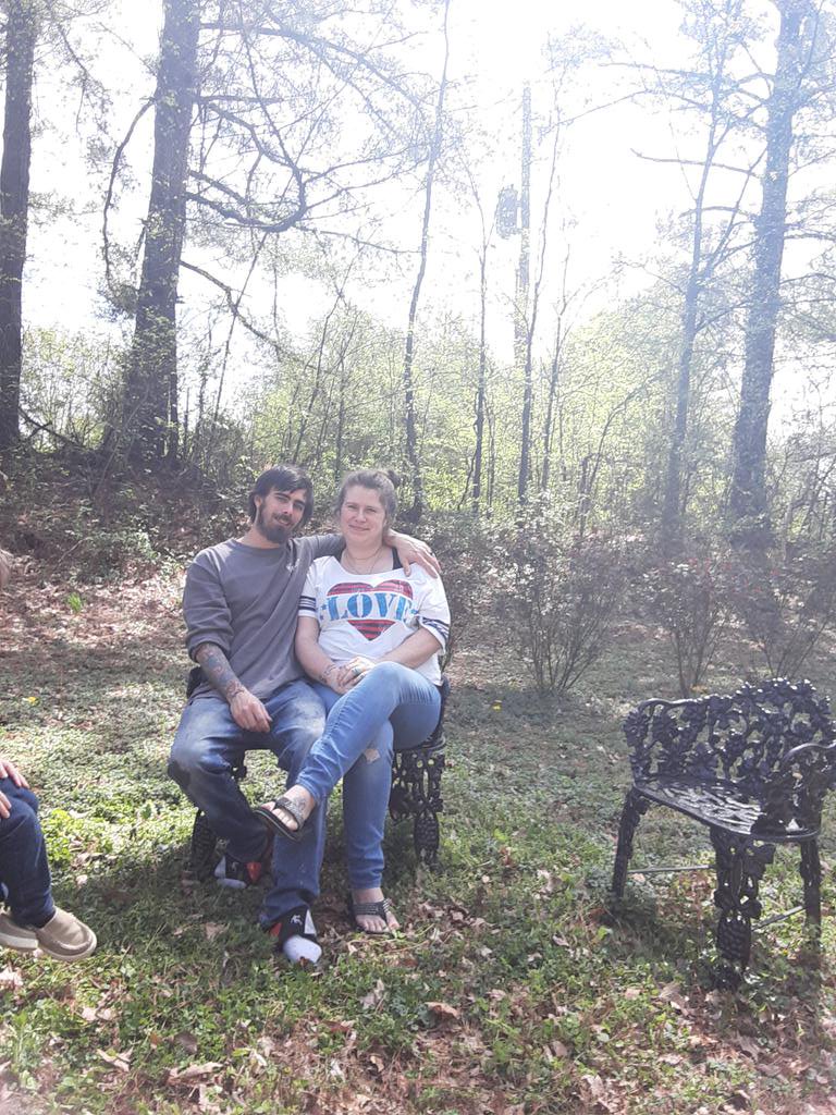 Michell02274157's tweet photo. Our anniversary is April 9th 3 years married then April 22nd we will be together 10 years!! We have literally been through hell an back together, but you can be sure our love only grew stronger from it!! #Mr&amp;MrsChildress #PowerCouple #WeAlwaysMakeIt https://t.co/ot02mVIAHl