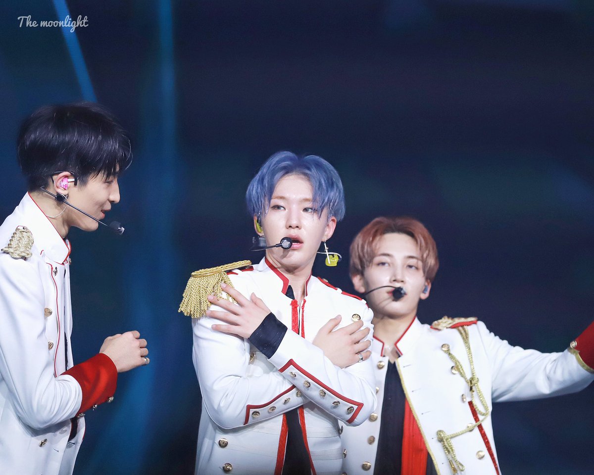 너무 귀엽잖앜ㅋㅋㅋ
Happy ​​April Fool’s Day
#호시 #세븐틴 #권순영 #HOSHI