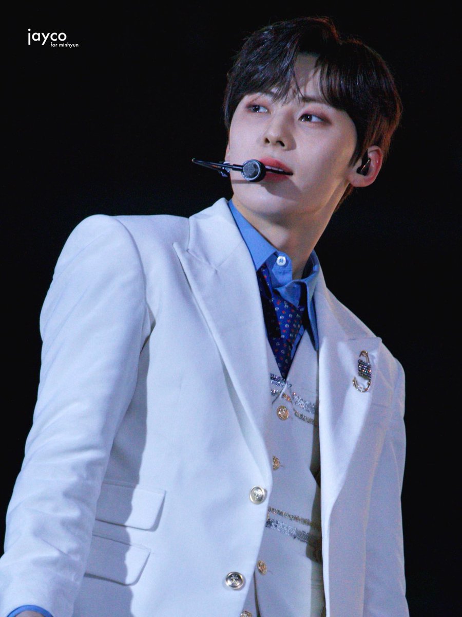 191227 KBS

#뉴이스트 #NUEST #민현 #황민현 #MINHYUN #ミニョン