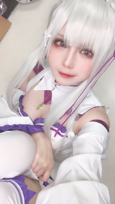 コスプレイヤーmonaのTwitter画像34