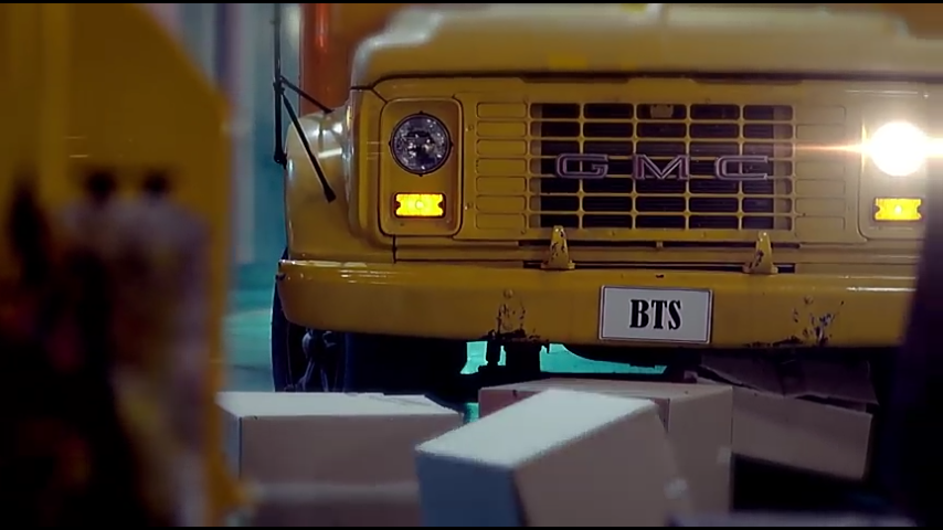 ShaePark2's tweet image. Me: Imma watch something swag on YT..
Owshees who is dis BTS? I must stan them rlly hard!

#DebutWithBTS
#BackTo2013
#NoMoreDream
@BTS_twt