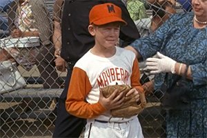 PolyesterUnis's tweet image. After they cancelled "The Andy Griffith Show", Opie Taylor changed his name to Milt May and became a catcher for the @Pirates #Mayberry #71Topps