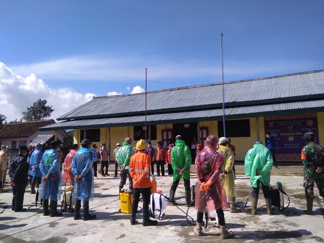 Serangan Umum 26 COVID 19
#RelawanDesaLawanCovid19
#LambarLawanCorona
<a href="/halimiskandarnu/">ABDUL HALIM ISKANDAR</a> 
<a href="/anwsanusi/">Anwar Sanusi</a>
<a href="/malik_haramain/">malikharamain</a>
<a href="/imansyukri/">Iman Sukri</a>
<a href="/taufikmadjid71/">IG : taufik.madjid</a>
@fachrilabalado