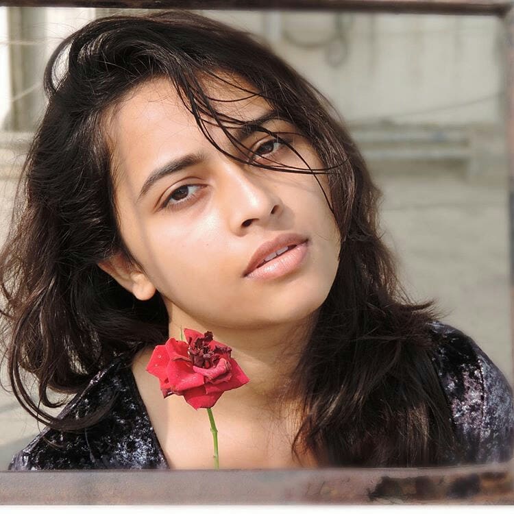 manioscar6's tweet photo. @SDsridivya many more happy returns of the day.... Gorgeous girl ...🌹 https://t.co/iIj5oMrnHm