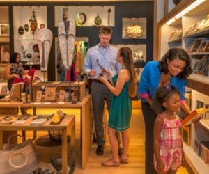 libreavisblog's tweet image. Does your gift store or novelty shop need business insurance? What type of insurance do gift shops need? 

Learn about costs and coverages available today in this article! 

buff.ly/3afJpRM via @ekinsurance

#ecommerceinsurance