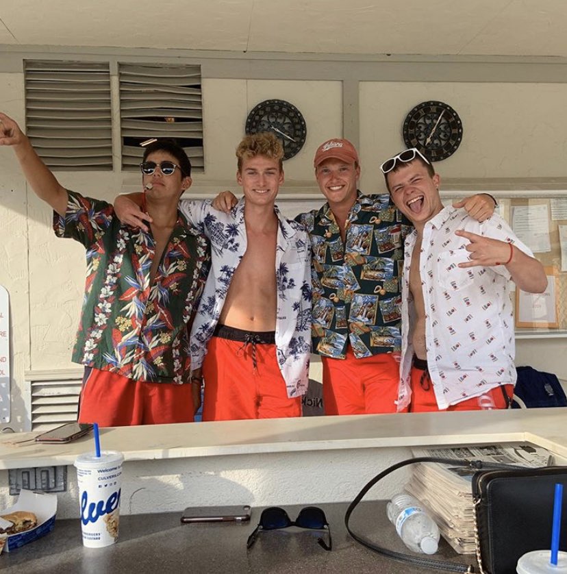 _nicky_t_'s tweet photo. Miss the bro’s 😔💔 @jake_miller_21 @masonpickett_ https://t.co/z8mFzZ5kYA