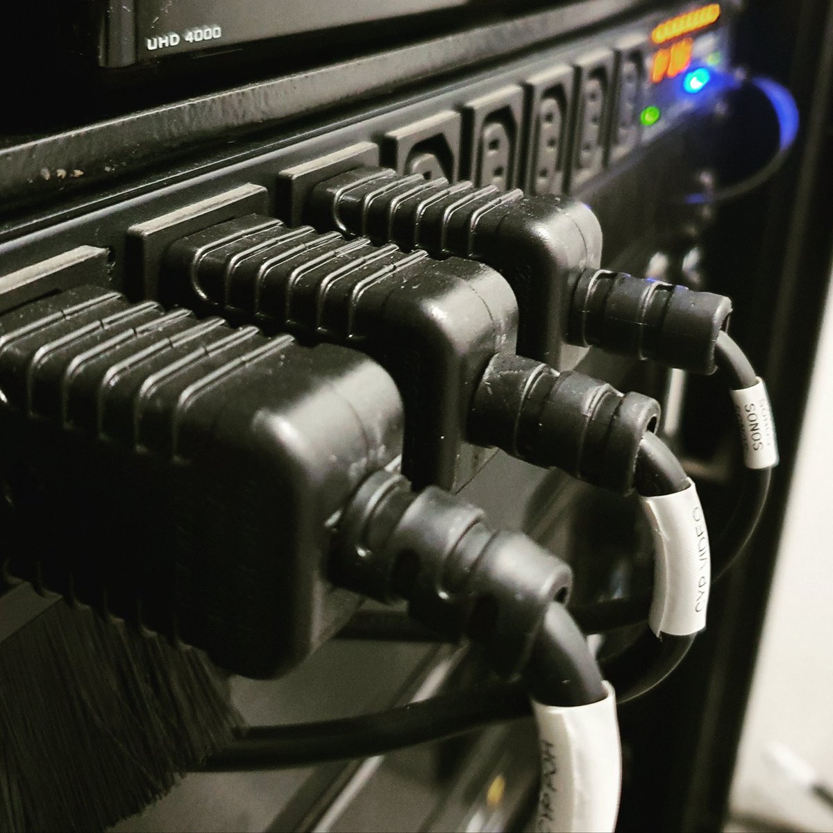 Power is nothing without control!
We are able to remotely power up or down essential kit in your rack as required. 
Call <a href="/Linkitsolutions/">Linkit Solutions LLC</a> for yours -------------------------------------------------------------
#smarthome #avtweeps #remotesupport <a href="/Aten_UK/">ATEN UK Ltd</a>  #smarthometechnology