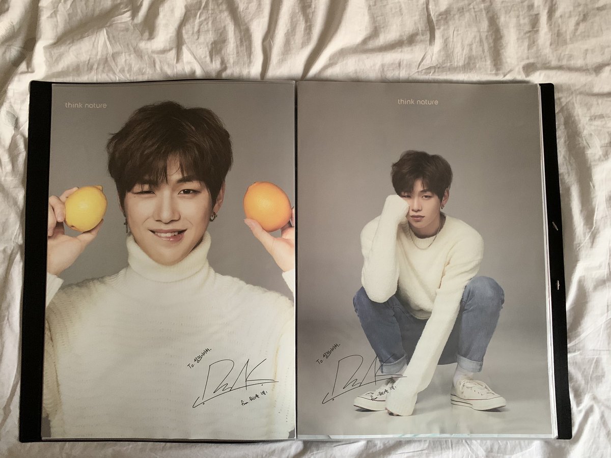 kangdaniel10196's tweet photo. A2 브로마이드 브마 포스터 파일 바인더 0.5에 양도 (속지 20장)
서울 직거래만 가능

방탄 엑소 트와이스 레드벨벳 세븐틴 워너원 엑스원 아이즈원 블랙핑크 뉴이스트 NCT127 여자친구 위키미키 몬스타엑스 ITZY AB6IX BTS EXO TXT IZONE 아이유 마마무 강다니엘 옹성우 원어스 SF9 빅톤 굿즈 https://t.co/ctMo2Wq1tj