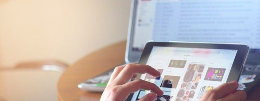 magnoliacms_es's tweet photo. ¿Sabías que el 70% de los responsables de #marketing en el sector #B2B están creando más contenidos que hace un año? Pero... ¿Cómo responden los #CMS a estos desafíos?
Te contamos nuestras reflexiones en este post del #BlogMagnolia
👉 👉 👉https://t.co/nsAvaD89hb https://t.co/C5GxQtyUF6