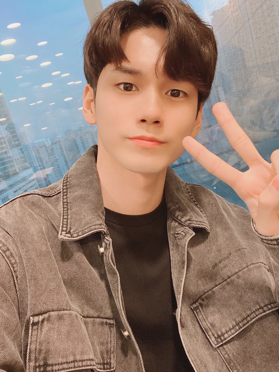 옹성우(ONG SEONG WU) tweet media