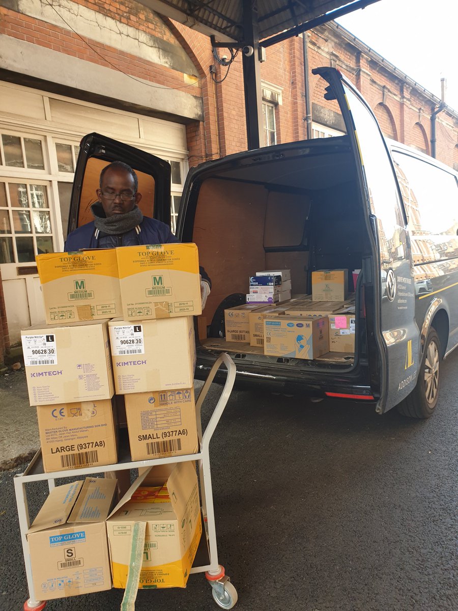 RicardaBeatrix's tweet image. Gloves and masks from @V_and_A @sciencemuseum and @britishmuseum collected from #BlytheHouse to send to the London Ambulance Service @NHSuk @NHSEnglandLDN ! This is in addition to material sourced from V&amp;amp;A South Kensington. Yay!