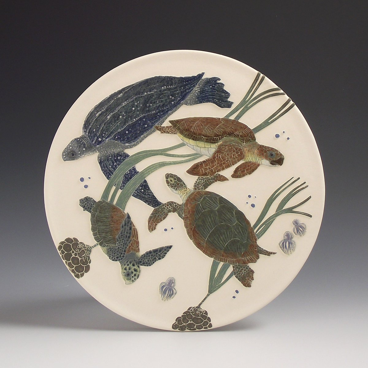 LondonPotters's tweet photo. Our members @carolyntceramic @alieproctor and Tiffany Scull feature in the Spring Craft Collection @newashgate #farnham.  Although the gallery is closed you can still purchase via their online shop with free delivery on orders over £50.
#promotingceramics #supportingourmembers https://t.co/RJzlaEerXq