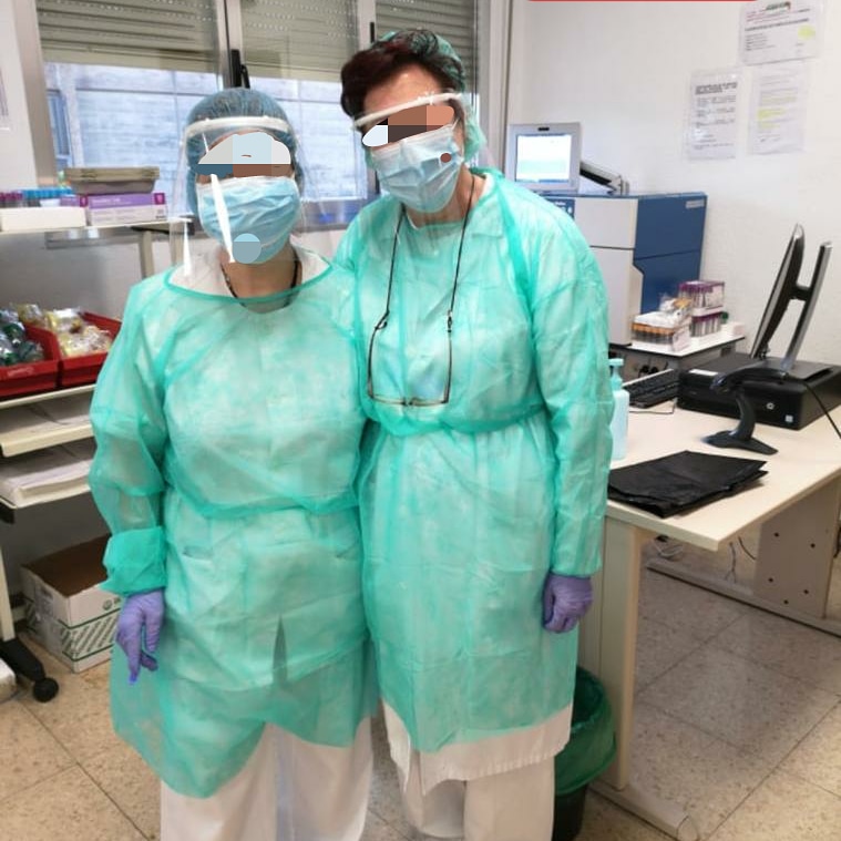 CmRockbotic's tweet photo. En el hospital 12 de Octubre ya se cubren con nuestras viseras. https://t.co/s81mYOCcC8