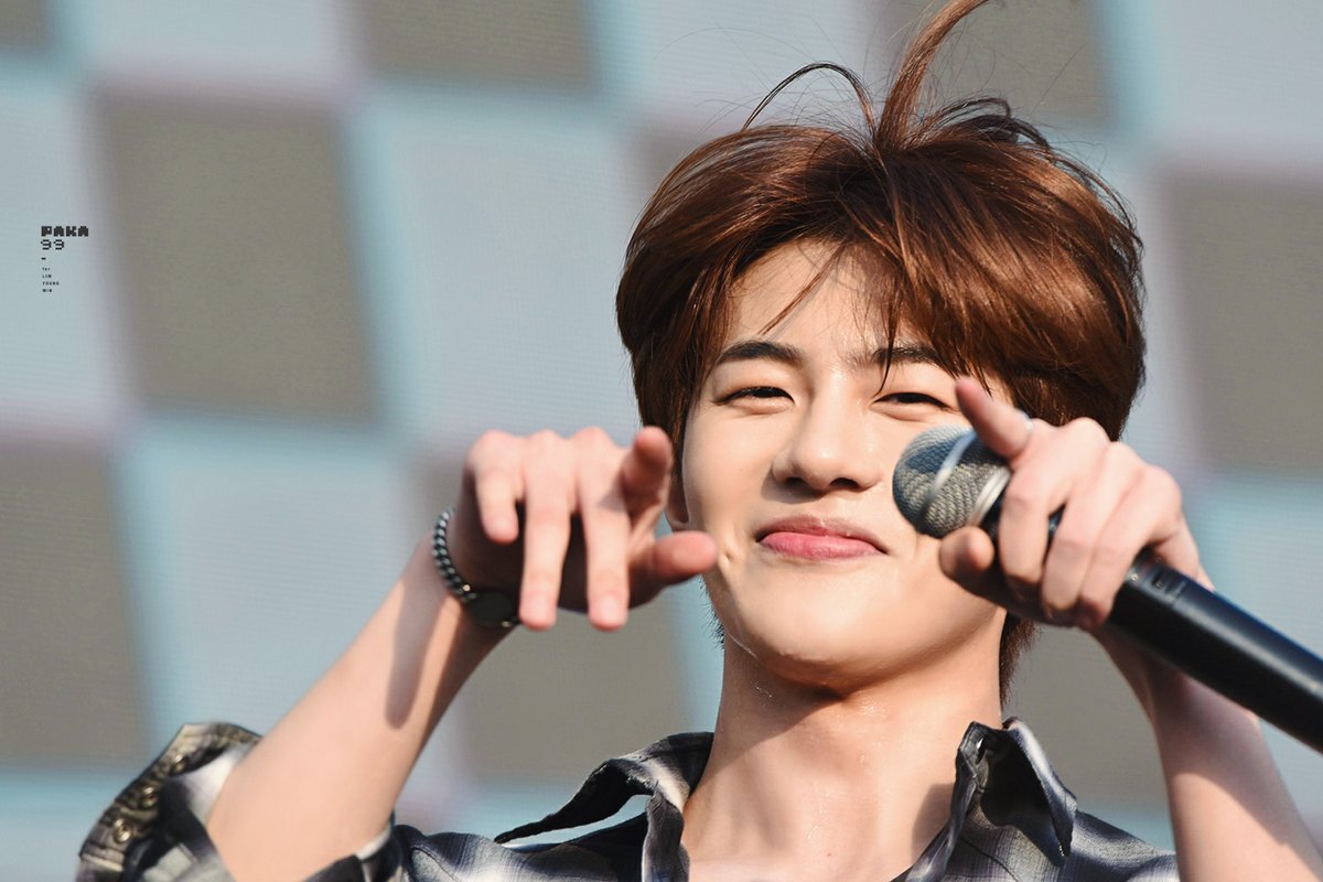 #만우절 #골든차일드 #GoldenChild #최보민 #보민
(저도 빵...에 무척이나 진심인데요😄)
빵빵즈 우정 응원합니다😄