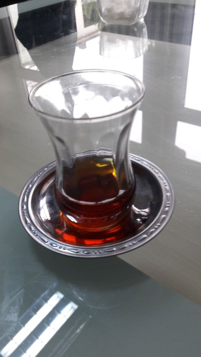 Dostlarla çay içmek te koronaya takildı