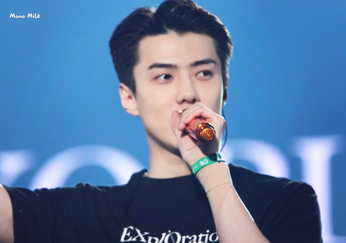 thewindblew94's tweet photo. 失焦了ㅠㅠㅠㅠㅠ
#EXO #엑소  #세훈 #SEHUN 
#AprilFoolsDay https://t.co/sLKnlu5cv8