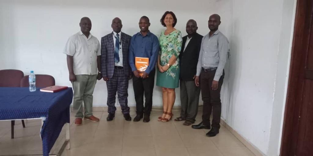 HanzeCDC's tweet photo. Student Masanja from Tanzania received his Master’s Degree from @hanze two weeks ago. Congratulations! His studies were sponsored by the TDECB project managed by @UTwente. @NufficGD https://t.co/mbC3ZNR6cl