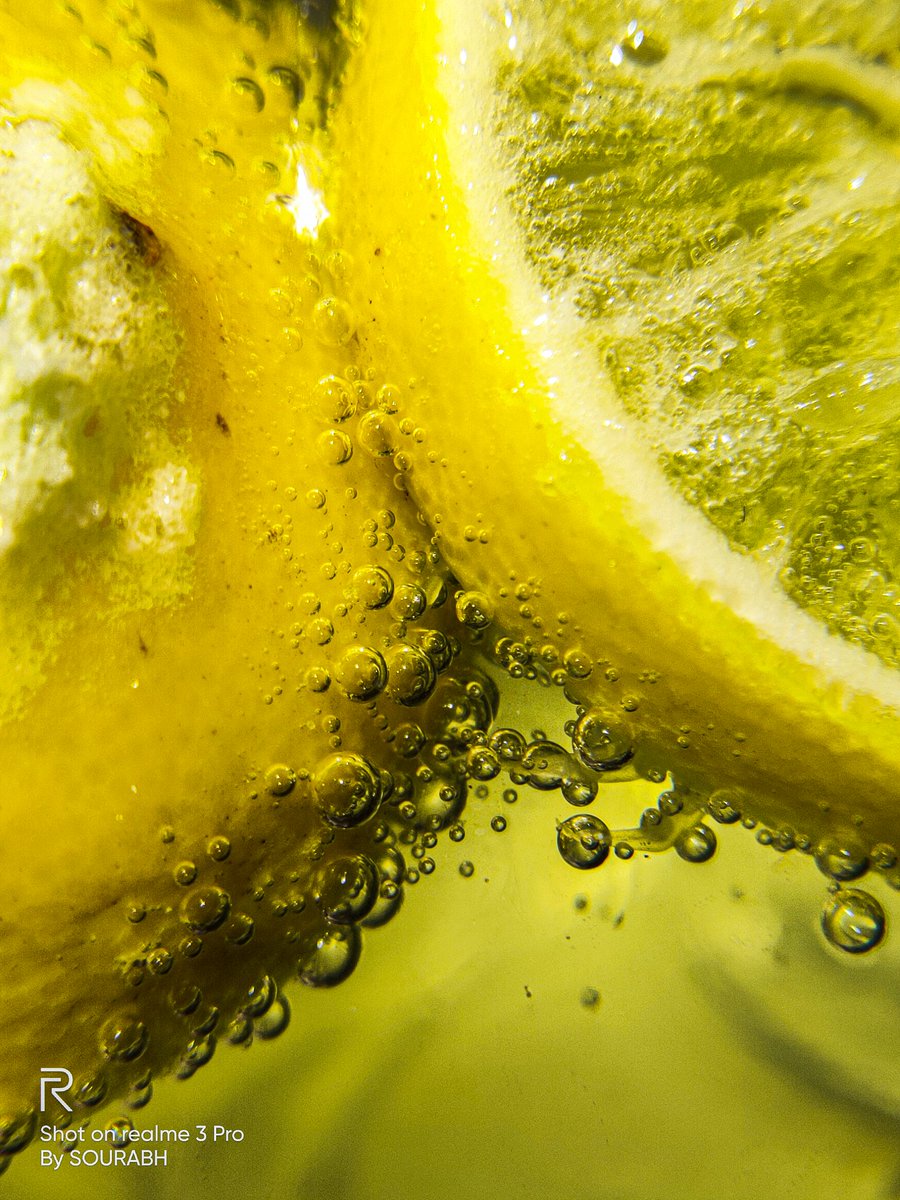 Sour_abh1's tweet photo. Easy peasy lemon squeezy 🍋
#closetoimmunity
#createathome

#realme
#shotonrealme 
@realmemobiles @realmecareIN https://t.co/foVCKHl4HN