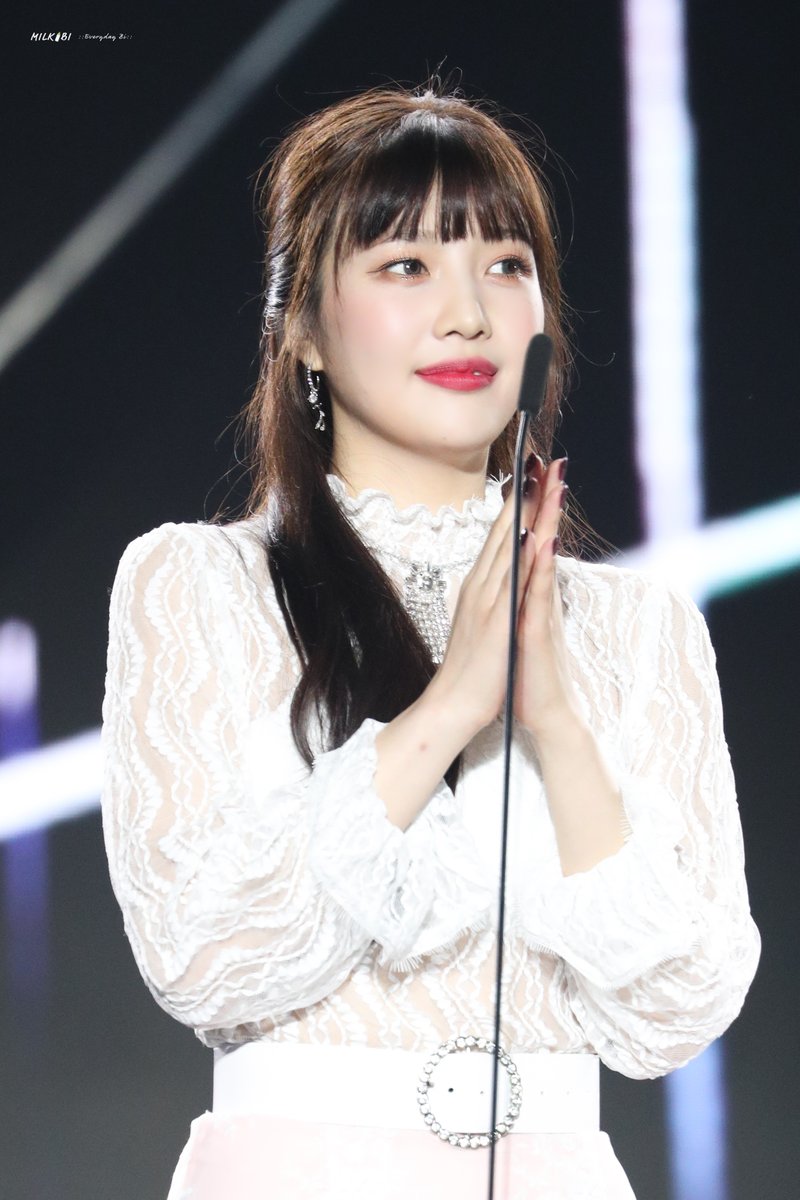 Milkbi95's tweet photo. 191126 AAA
#아이린 #슬기 #웬디 #조이
#RedVelvet #레드벨벳 https://t.co/X43hBDvbws