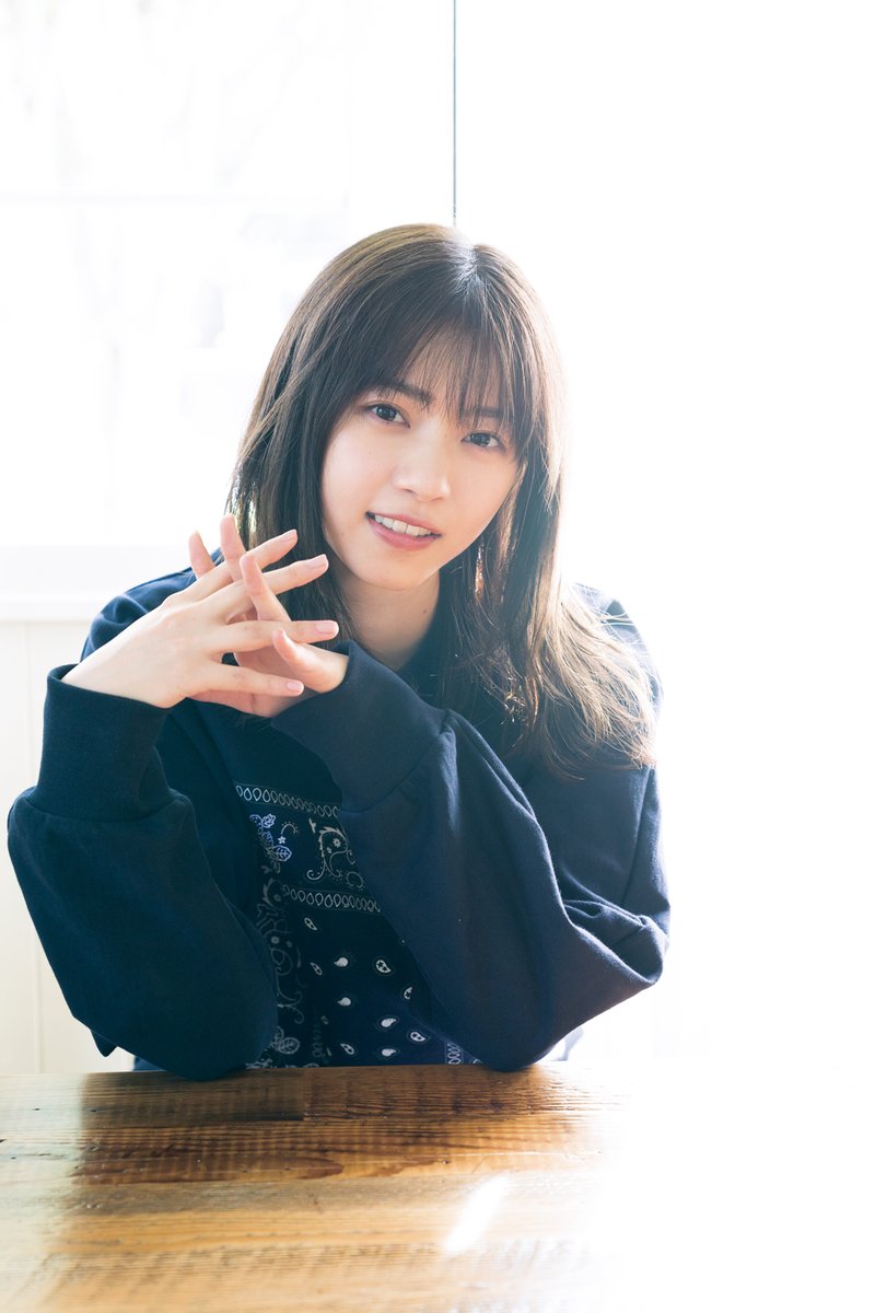 📖本日発売＞『週刊少年マガジン』 西野七瀬、桜の中で儚い表情…🌸ゆる