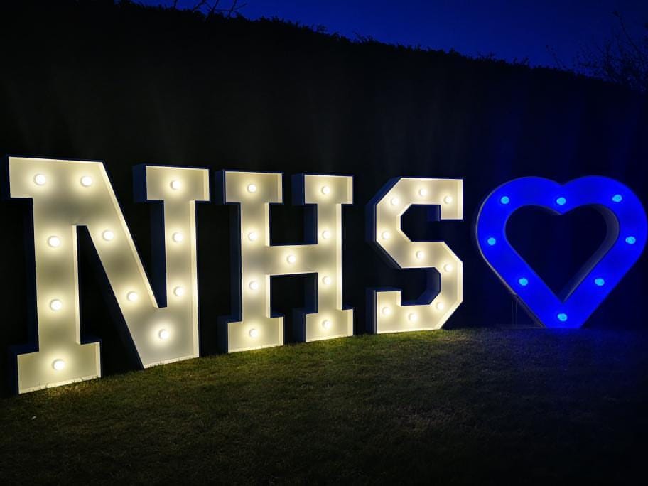 EPcreativeevent's tweet photo. @NHS As you are our shining light right now, here is our tribute to you all.....
#NHSThankYou  #NHS #ThankYouNHS #sheffieldissuper https://t.co/TeaBVOlgPK