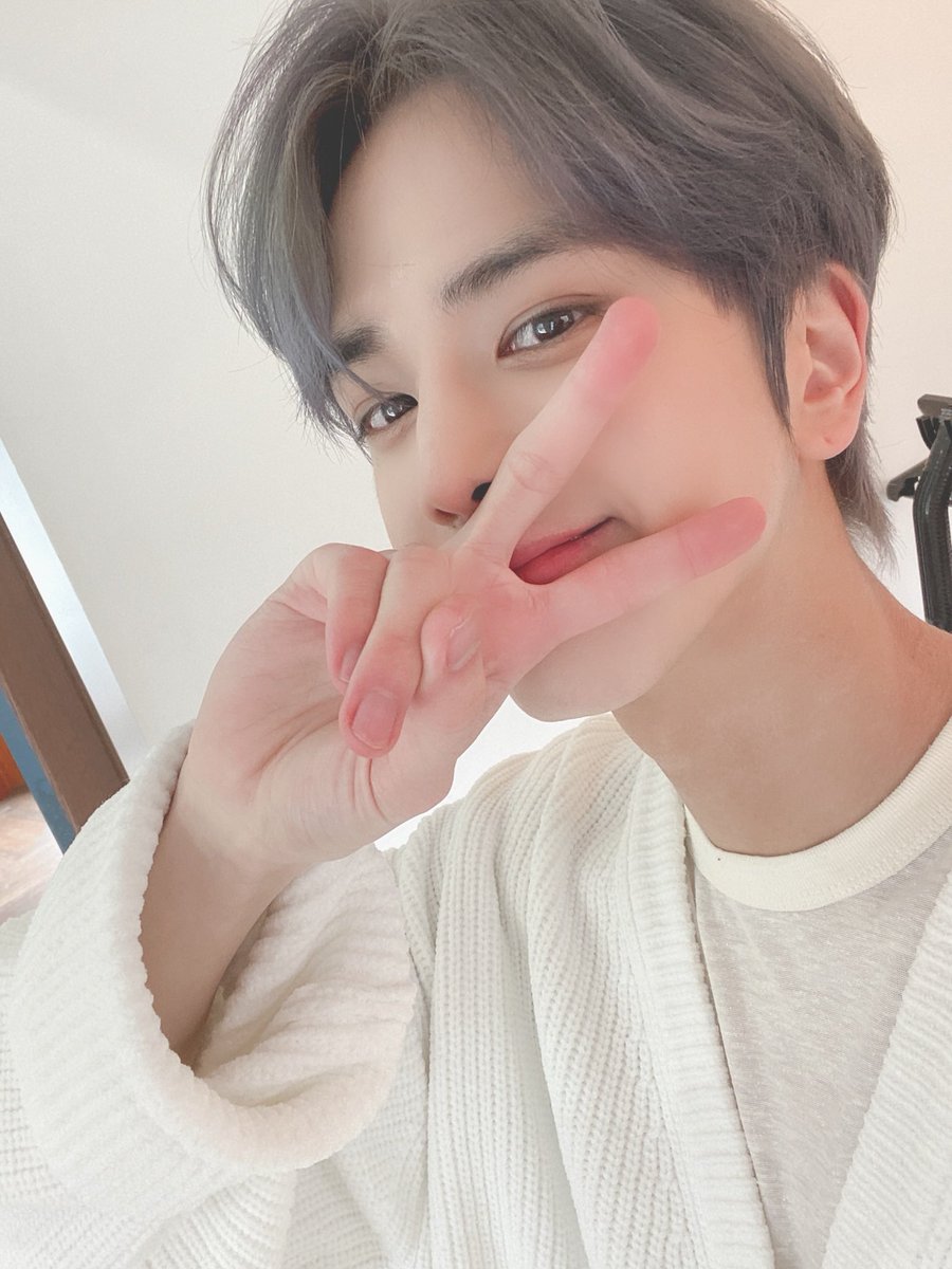 THE BOYZ (더보이즈) tweet media