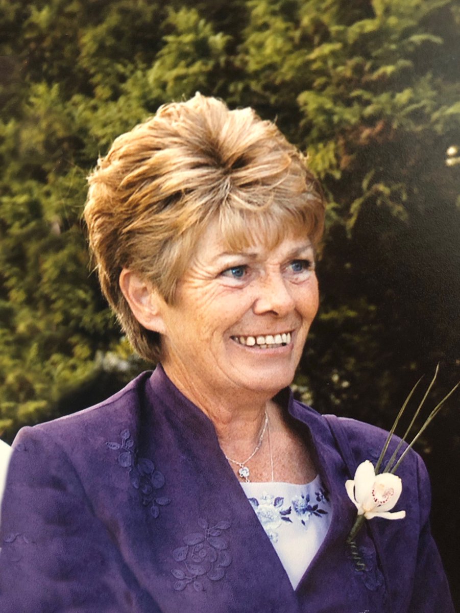 JulanneB's tweet photo. Sadly after just over 5yrs of fighting peritoneal cancer &amp; recent lung problems, my mum (Joy Barry) developed an infection 3 days ago; Early yesterday morning she passed away in her https://t.co/nRFsKt1QEa heart goes out to my dad; prayers for him would be welcome.🙏 #ripjoybarry https://t.co/fGoSkSScir