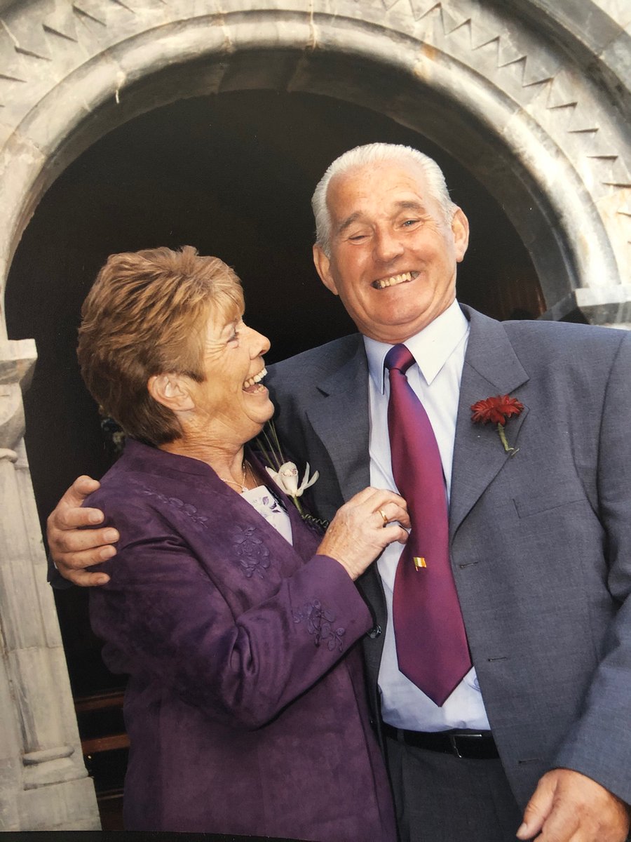 JulanneB's tweet photo. Sadly after just over 5yrs of fighting peritoneal cancer &amp; recent lung problems, my mum (Joy Barry) developed an infection 3 days ago; Early yesterday morning she passed away in her https://t.co/nRFsKt1QEa heart goes out to my dad; prayers for him would be welcome.🙏 #ripjoybarry https://t.co/fGoSkSScir