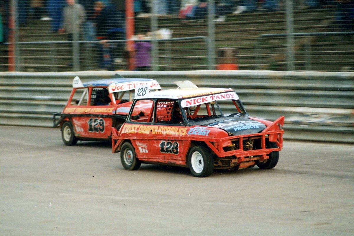 Team_JTR_'s tweet photo. โช๏ธ#RewindWednesdayโฉ๏ธ
We are going back to where it started for The Boss โ1990sโ #Nineties #Ministox #Bedford๐ฌ๐ง
Midland Region 1996 ๐ฅ
East Anglian Region 1997 ๐ฅ
World Championship 1998 ๐ฅ
Spedeworth Title 1999๐ฅ
4 championships in 2000๐ฅ
๐ถ #TeamJTR ๐ถ #TeamTandy ๐ถ https://t.co/fI8QYb09oo