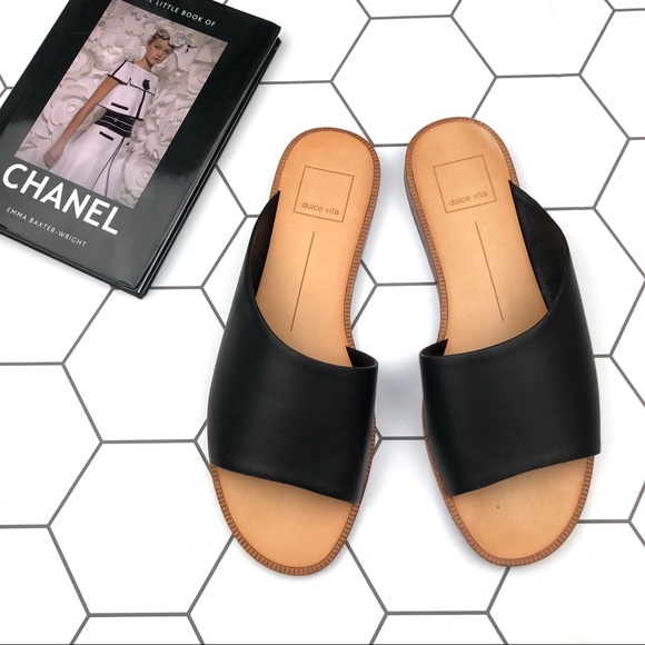 So good I had to share! Check out all the items I'm loving on <a href="/Poshmarkapp/">Poshmark</a> #poshmark #fashion #style #shopmycloset #coach #kgkurtgeiger #dolcevita: posh.mk/6d9txD0br4