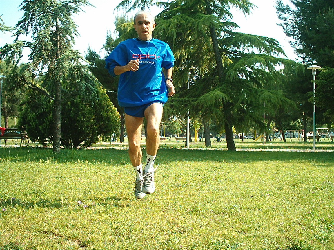 felicedicorsa's tweet photo. Non diamo permessi x#passeggiata o fare#jogging.
Dobbiamo capire che tutti abbiamo esigenze,ma dobbiamo stare a casa,visto che è il posto più sicuro,oggi!L'Italiano se
gli dai il dito, prende la mano.Pratico #jongging da 50 anni
tutte le mattine.Questo periodo difficile sto casa! https://t.co/PmQ3YH94Ry