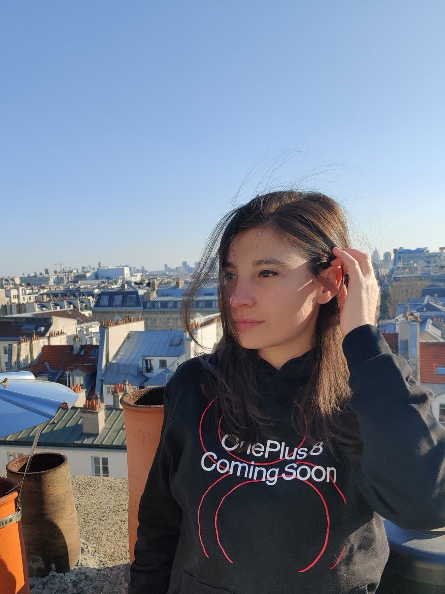 OnePlus France tweet media