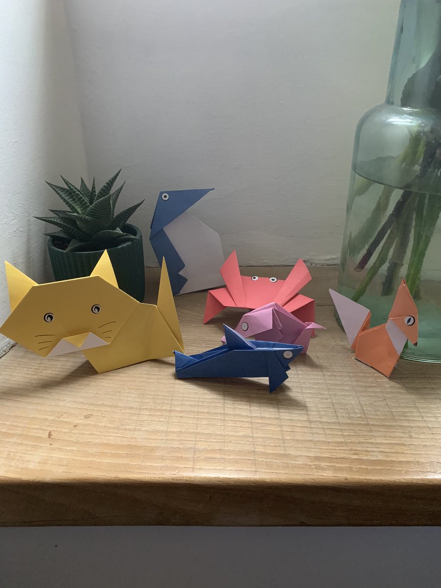 Fantastic Mr Fox has joined the origami party. 

What can you make?

#origamichallenge