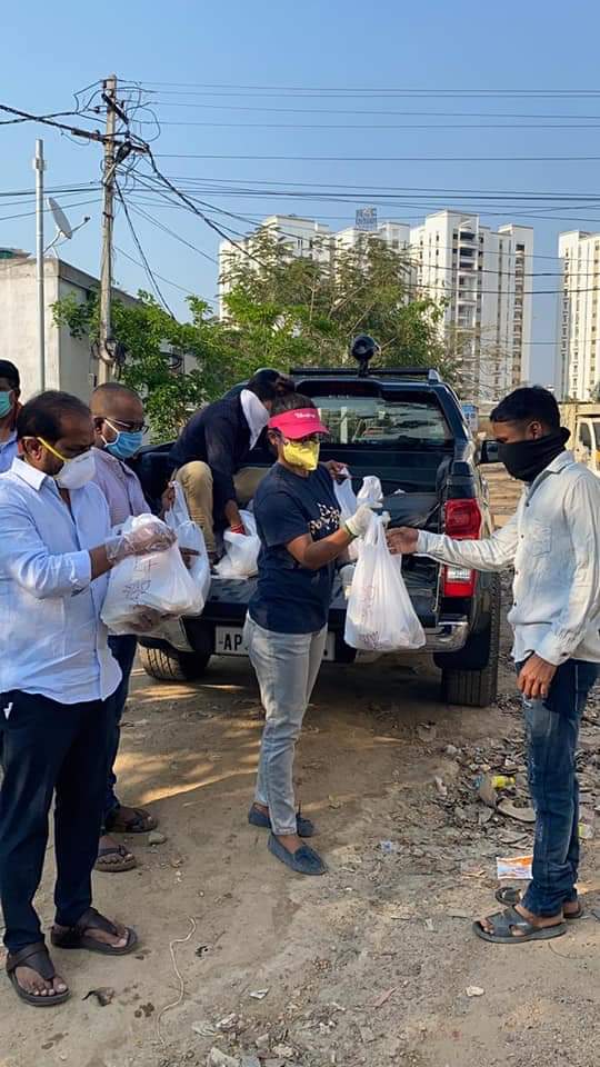 MithaliRaj03_fc's tweet photo. Need Your Support !! 
"All of us need to join hands in this fight against the deadly coronavirus. I pledge to contribute my little bit -    Rs. 5 lakh to The PM - CARES Fund and Rs 5 lakh to the Telangana Chief Minister’s Relief Fund . "

#Proud_To_Be_Fan

@M_Raj03 https://t.co/hMESyU4XII