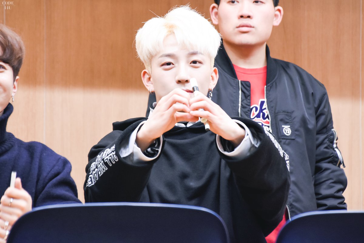 180225 영등포 팬싸

#원포유 #우주 #김상윤 #14U #WOOJOO #ワンフォーユー #ウジュ