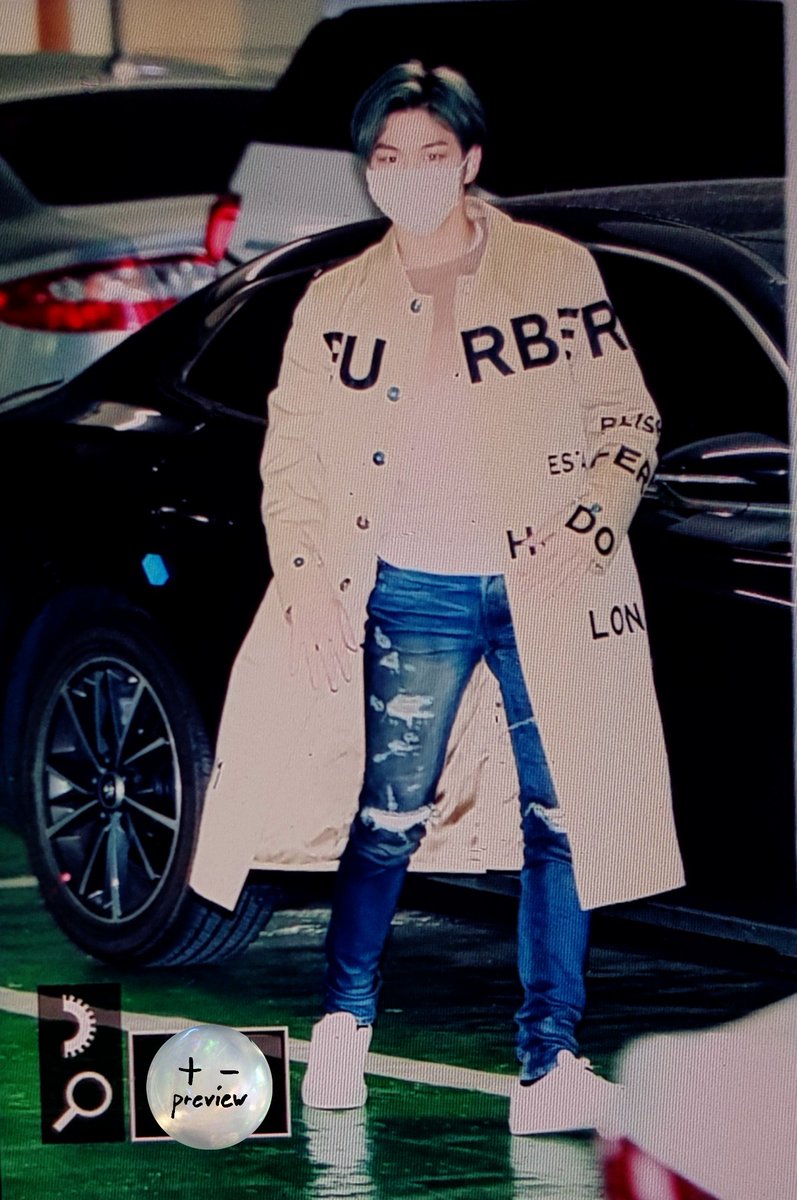 plusminus1210's tweet photo. 200401 kbs라됴출근

#강다니엘 #KANGDANIEL 
#KangDaniel2U https://t.co/V0SZZZeq2O