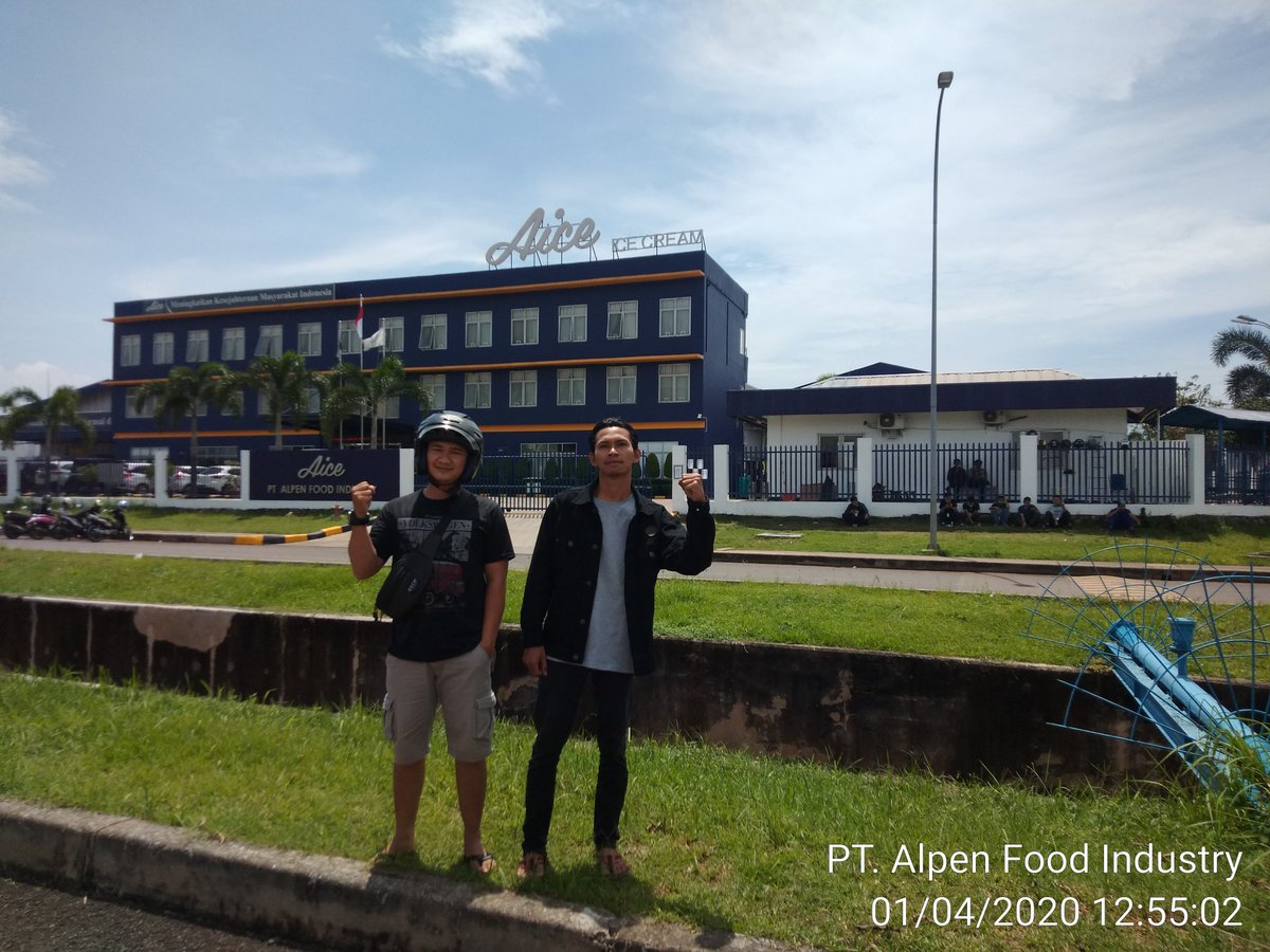 AlfiansyahPay's tweet photo. Kemarin,hari ini, dan esok semangat jangan patah..
#BoikotAice
#MogokSampaiMenang 
#SGGBI_PanjangUmurPerlawanan
#FSEDAR https://t.co/k9IlqHhfwj