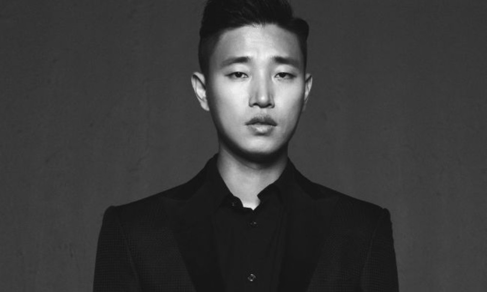 medcom_id's tweet photo. Kang Gary Tanda Tangan Kontrak dengan Label Hip Hop SM Entertainment https://t.co/7ADYj3P5eT #CekDuluMedcom https://t.co/sOipbpIHrP
